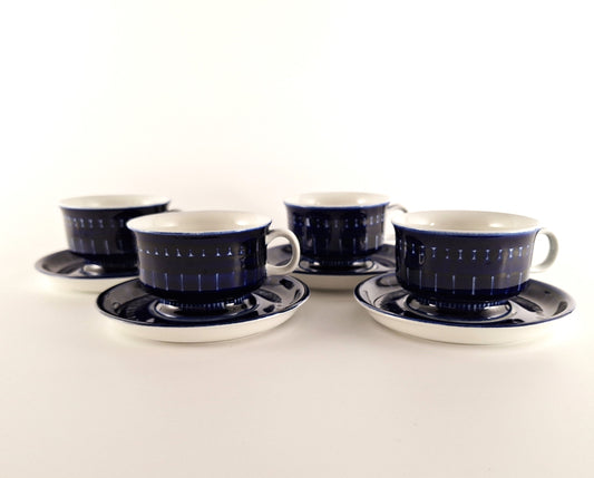 Four coffee cups Valencia – Ulla Procopé, Arabia